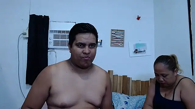 lucasandSofi online show from November 20, 2025, 3:07 am