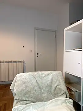 Snapshot of alana_liam chatting on March 21, 2025, 8:18 pm alana liam online show from March 21, 2025, 8:18 pm