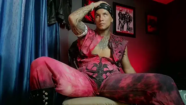 Snapshot of Leonnardo_Jaramillo chatting on March 4, 2026, 3:51 pm Leonnardo Jaramillo online show from March 4, 2026, 3:51 pm