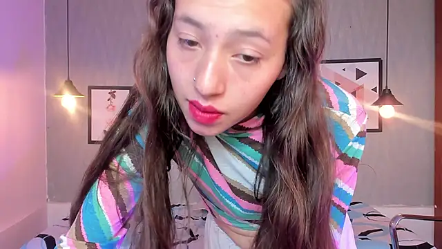 Snapshot of Valeria_roussi chatting on December 11, 2024, 4:09 pm Valeria roussi online show from December 11, 2024, 4:09 pm