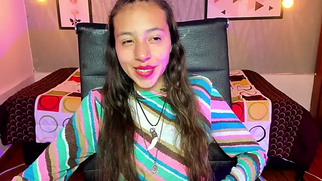 Snapshot of Valeria_roussi chatting on December 20, 2024, 4:57 pm Valeria roussi online show from December 20, 2024, 4:57 pm