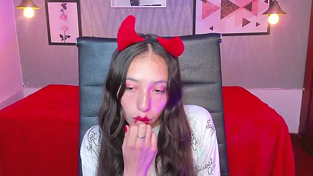 Snapshot of Valeria_roussi chatting on January 9, 2025, 4:28 pm Valeria roussi online show from January 9, 2025, 4:28 pm