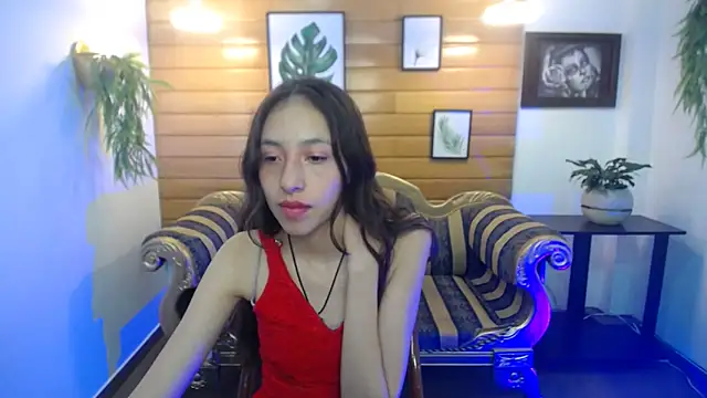 Snapshot of Valeria_roussi chatting on February 15, 2025, 11:03 pm Valeria roussi online show from February 15, 2025, 11:03 pm