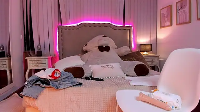 Valentina Se online show from February 12, 2025, 7:02 am