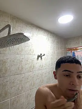 Thiago Santo  online show from February 19, 2025, 4:00 pm