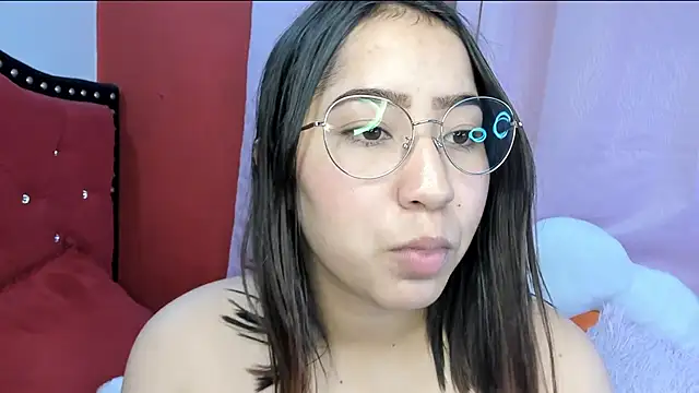 Snapshot of anni_ross chatting on December 15, 2024, 2:08 am anni ross online show from December 15, 2024, 2:08 am