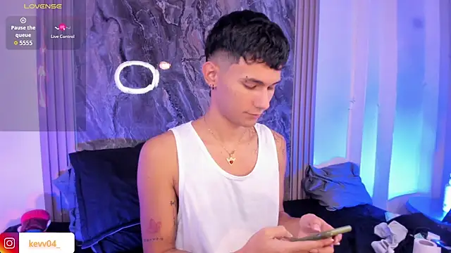 Snapshot of Alexx_tc chatting on February 6, 2026, 3:44 am Alexx tc online show from February 6, 2026, 3:44 am