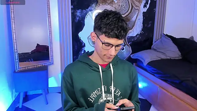 Alexx tc online show from April 1, 2026, 4:35 am