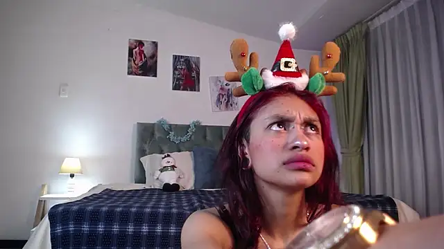 Snapshot of Kat_cute_ chatting on December 14, 2024, 4:12 am Kat cute  online show from December 14, 2024, 4:12 am