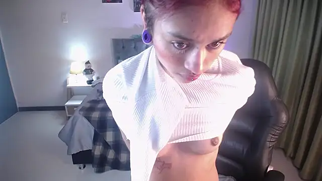 Snapshot of Kat_cute_ chatting on December 29, 2024, 8:55 am Kat cute  online show from December 29, 2024, 8:55 am