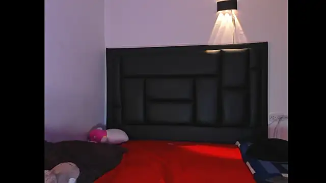 Snapshot of GiselleBlare chatting on September 15, 2025, 4:12 am GiselleBlare online show from September 15, 2025, 4:12 am