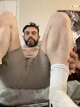 rickydickyskull online show from November 5, 2025, 8:42 pm