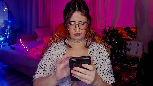 Snapshot of annallurings chatting on January 8, 2026, 12:46 am annallurings online show from January 8, 2026, 12:46 am