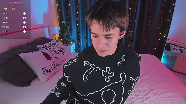 Andrew Clar online show from December 19, 2024, 3:41 pm