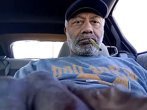 Snapshot of yasohw chatting on January 31, 2025, 8:01 pm yasohw online show from January 31, 2025, 8:01 pm