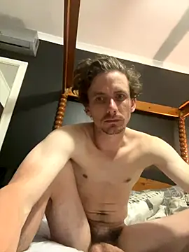 Snapshot of bradleyjamesmc chatting on November 15, 2025, 9:11 pm bradleyjamesmc online show from November 15, 2025, 9:11 pm