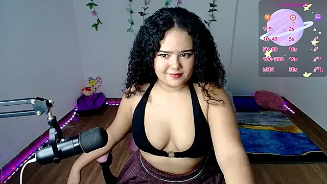 Snapshot of Dulce_Julietha chatting on February 20, 2025, 5:51 pm Dulce Julietha online show from February 20, 2025, 5:51 pm