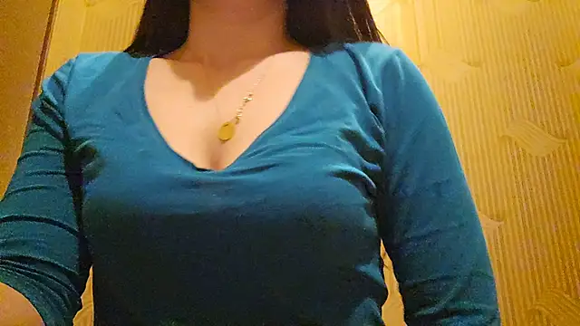 AlejandraDelaney online show from March 15, 2025, 4:21 pm