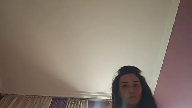 AlejandraDelaney online show from April 30, 2026, 11:49 am