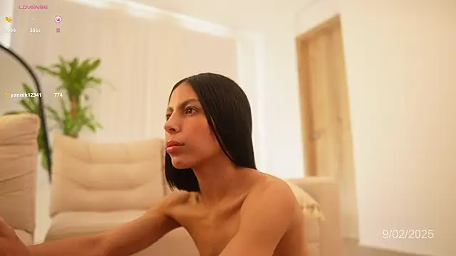 veronica mendez1 online show from February 9, 2025, 2:29 pm