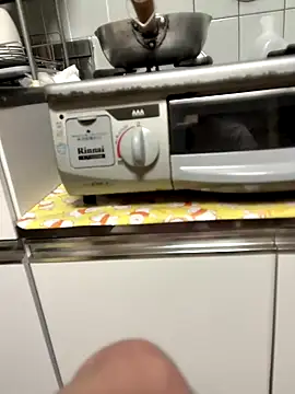 SaneService9 online show from October 30, 2025, 8:27 am