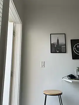 Snapshot of miamiworld chatting on December 18, 2024, 9:29 pm miamiworld online show from December 18, 2024, 9:29 pm