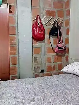 Snapshot of anngela01 chatting on December 14, 2024, 10:24 am anngela01 online show from December 14, 2024, 10:24 am