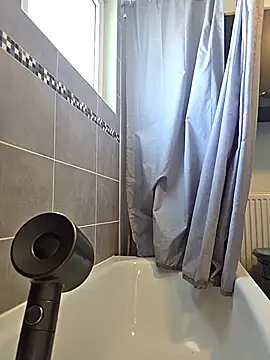 SpottedMulatto online show from April 26, 2026, 12:14 pm