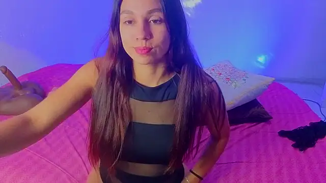 Luci And Sofi online show from February 27, 2026, 3:23 pm