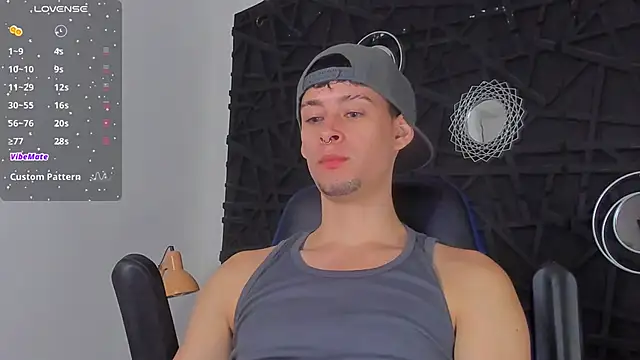 JadeSmiith  online show from January 8, 2025, 9:12 pm