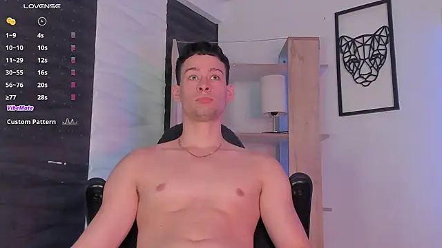 JadeSmiith  online show from February 18, 2025, 9:42 pm