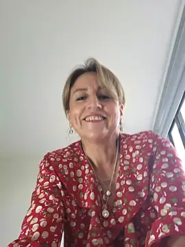 almaluna7 online show from February 18, 2025, 8:03 pm