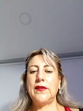 almaluna7 online show from October 17, 2025, 12:36 am