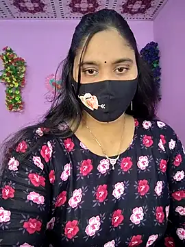 Hot Maleka online show from November 10, 2025, 1:04 am