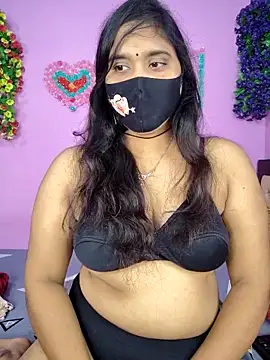 Hot Maleka online show from December 1, 2025, 1:38 pm