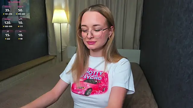 Tiffanyhunt online show from February 13, 2025, 2:42 pm