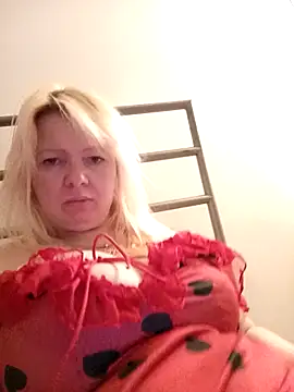 Snapshot of Lauri_scherri chatting on May 10, 2026, 10:59 pm Lauri scherri online show from May 10, 2026, 10:59 pm