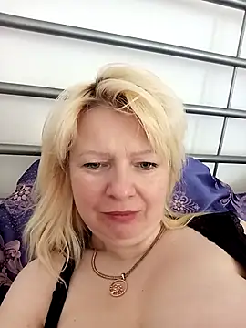 Snapshot of Lauri_scherri chatting on May 16, 2026, 10:36 am Lauri scherri online show from May 16, 2026, 10:36 am