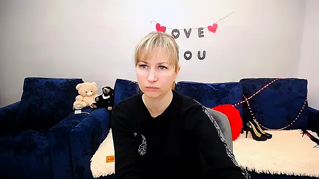 Incredible Ariela online show from April 7, 2026, 9:21 am