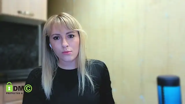 Smoorodinkaa online show from May 12, 2026, 7:44 pm