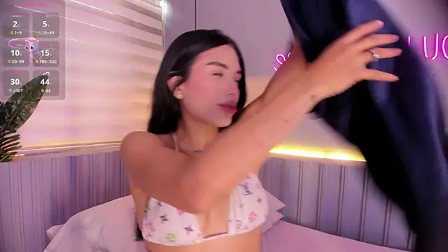 Snapshot of stephanymonroe chatting on April 14, 2026, 4:35 pm stephanymonroe online show from April 14, 2026, 4:35 pm