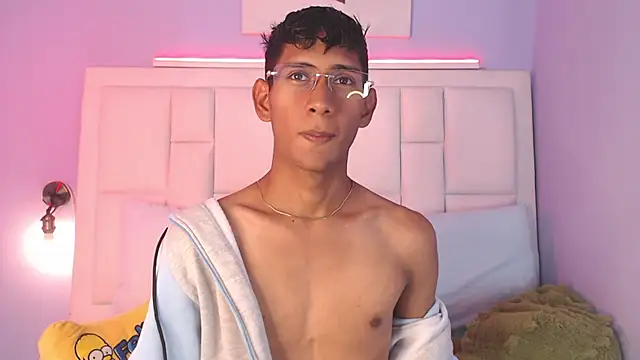 Nick Collins18 online show from January 6, 2026, 10:01 pm