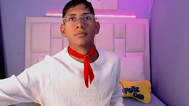 Snapshot of Nick_Collins18 chatting on February 2, 2026, 9:13 pm Nick Collins18 online show from February 2, 2026, 9:13 pm