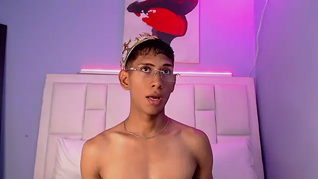 Snapshot of Nick_Collins18 chatting on February 5, 2026, 8:13 pm Nick Collins18 online show from February 5, 2026, 8:13 pm