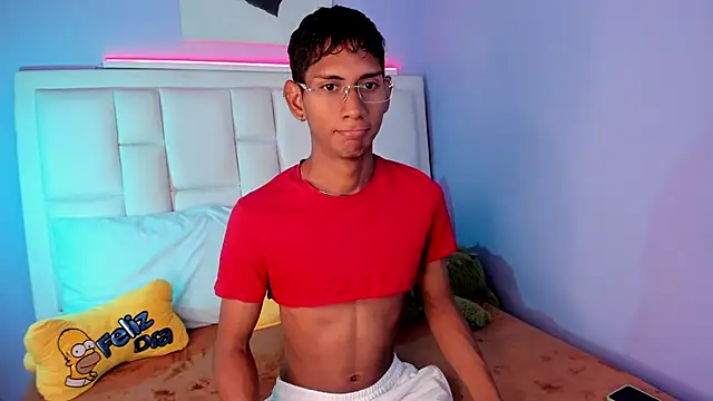 Snapshot of Nick_Collins18 chatting on February 19, 2026, 8:16 pm Nick Collins18 online show from February 19, 2026, 8:16 pm