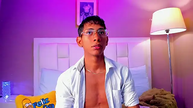 Snapshot of Nick_Collins18 chatting on February 25, 2026, 11:58 pm Nick Collins18 online show from February 25, 2026, 11:58 pm