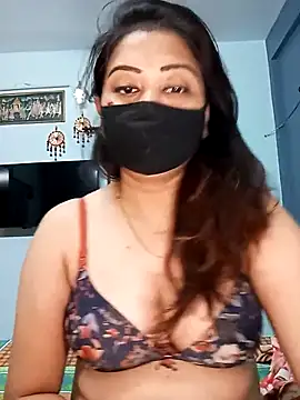 Cute-mona online show from February 12, 2025, 7:45 pm