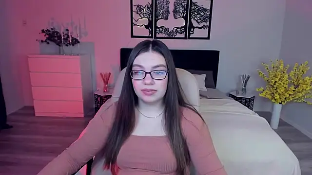 DaniellaLovely online show from December 6, 2024, 11:22 am