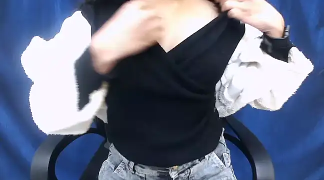 cutie-pie8 online show from January 10, 2025, 10:15 pm