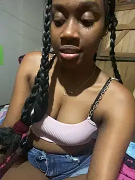 EscorpiLeoncita online show from December 29, 2024, 2:27 am